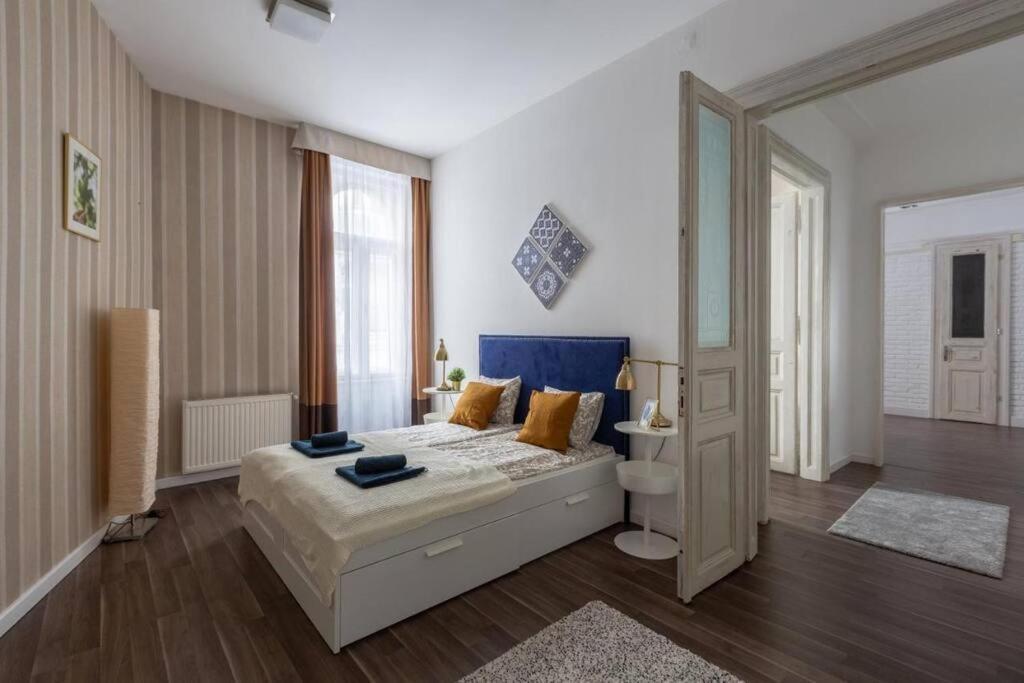 Chic, Captivating Space Near Opera House Budapeşte Dış mekan fotoğraf